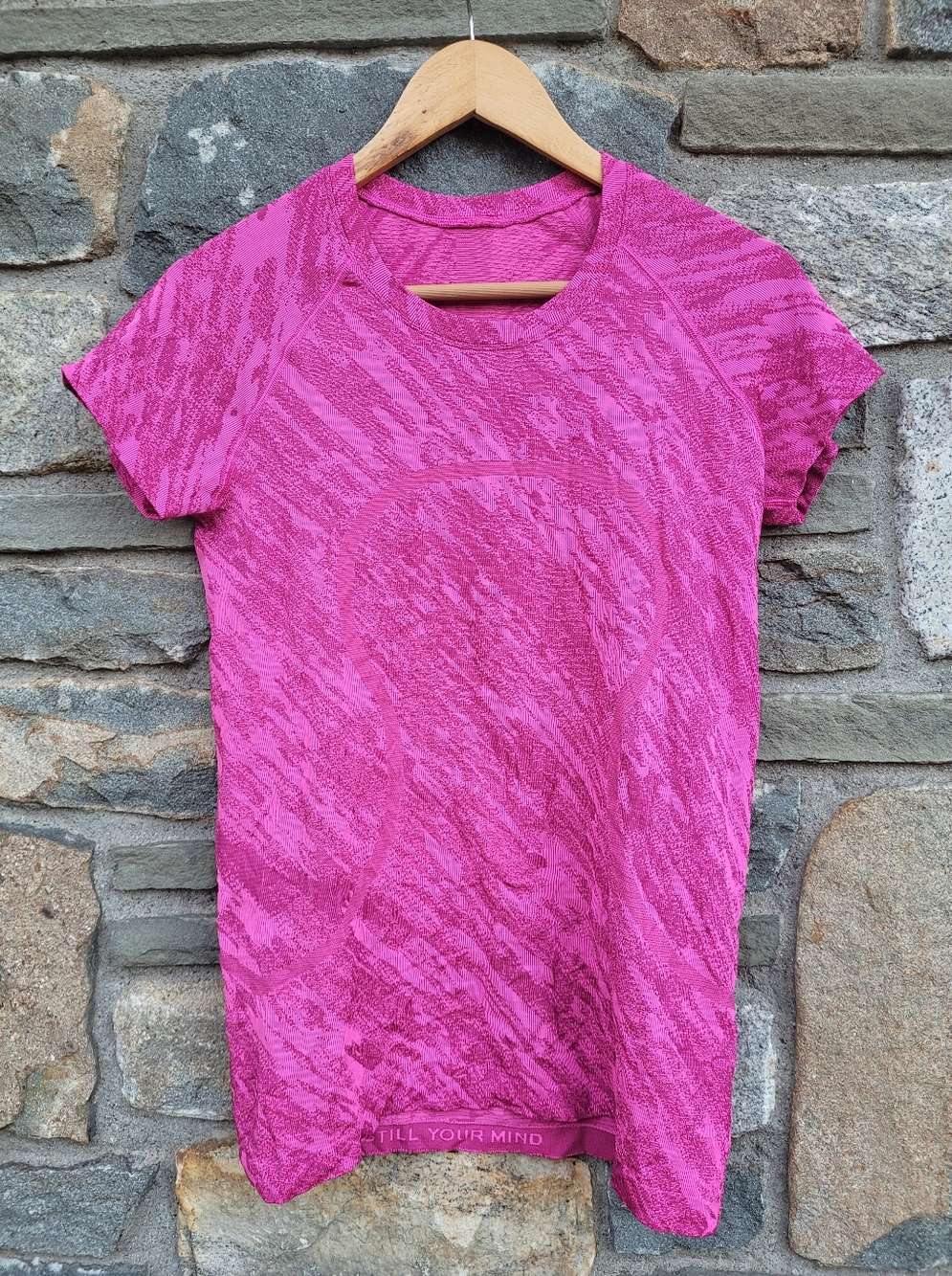 Lululemon Swiftly Tech Short Sleeve Mesh Camo